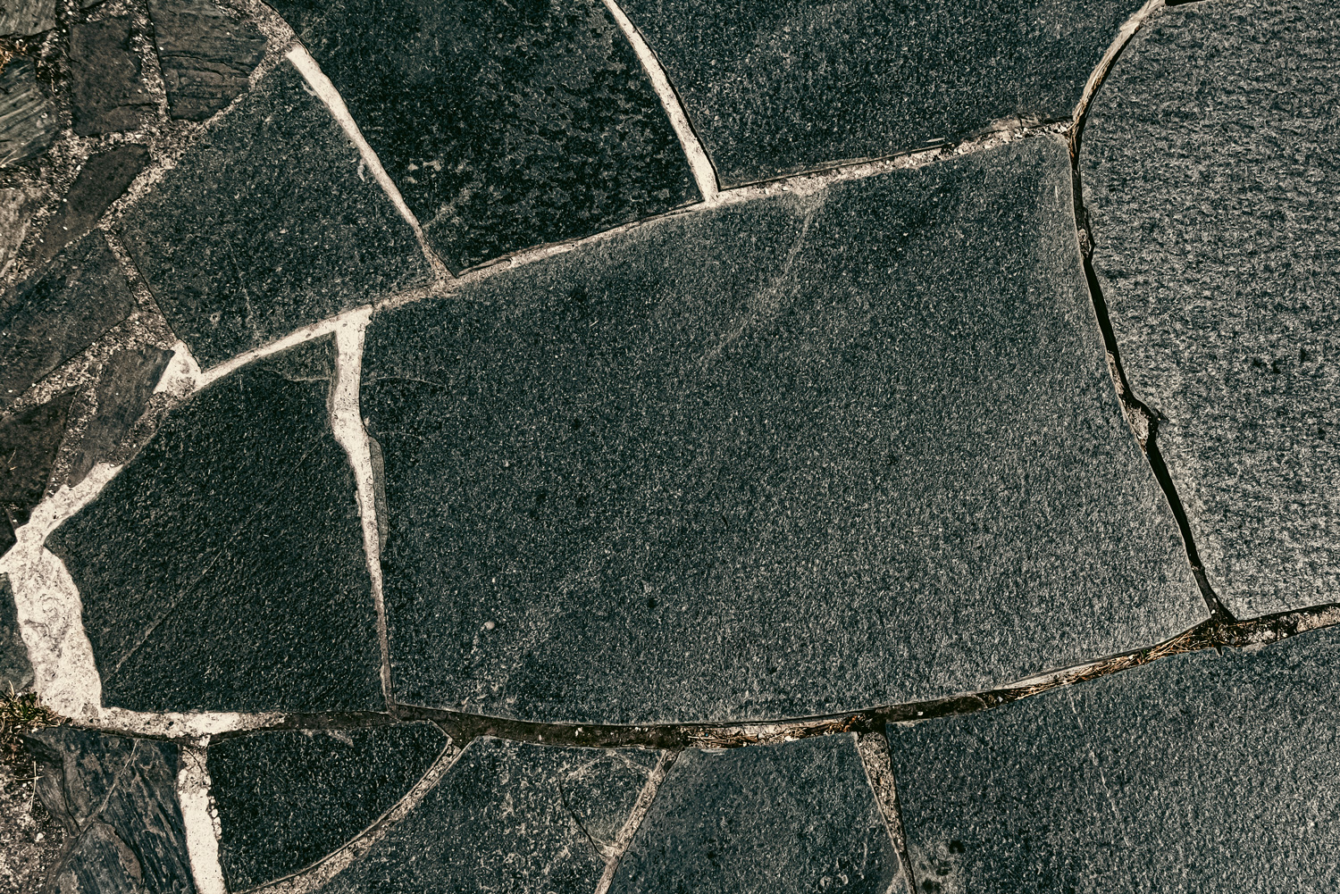 Naturstein for hjemmet ditt - Tidløs eleganse fra Tls Mur
