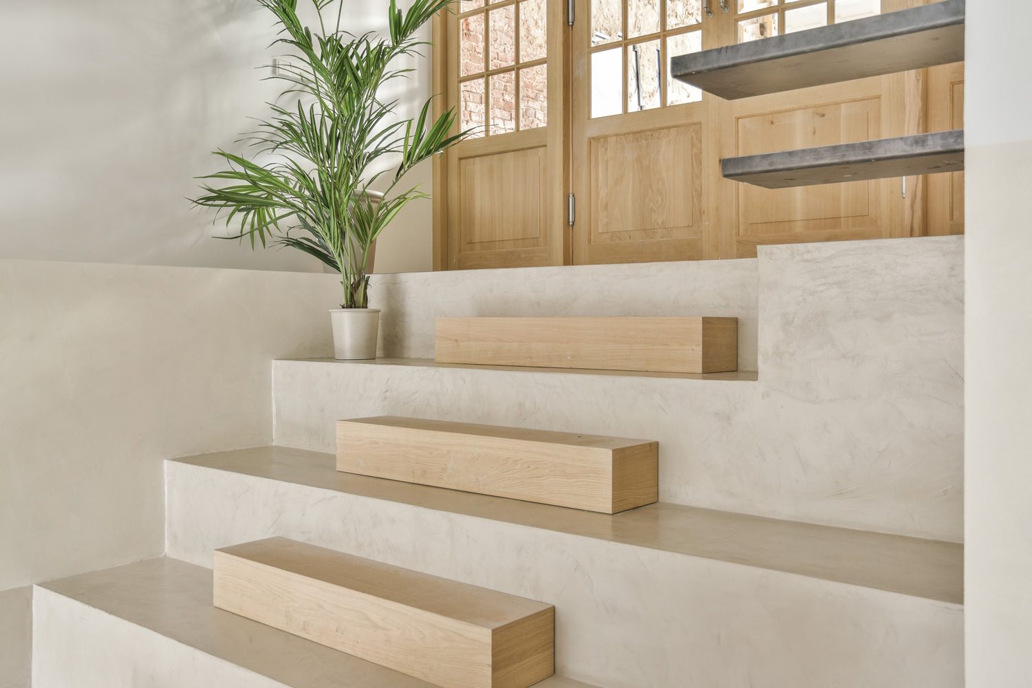 Mikrosement fra Tls Mur gir sømløse og moderne overflater på gulv og vegger i hele Listerregionen.